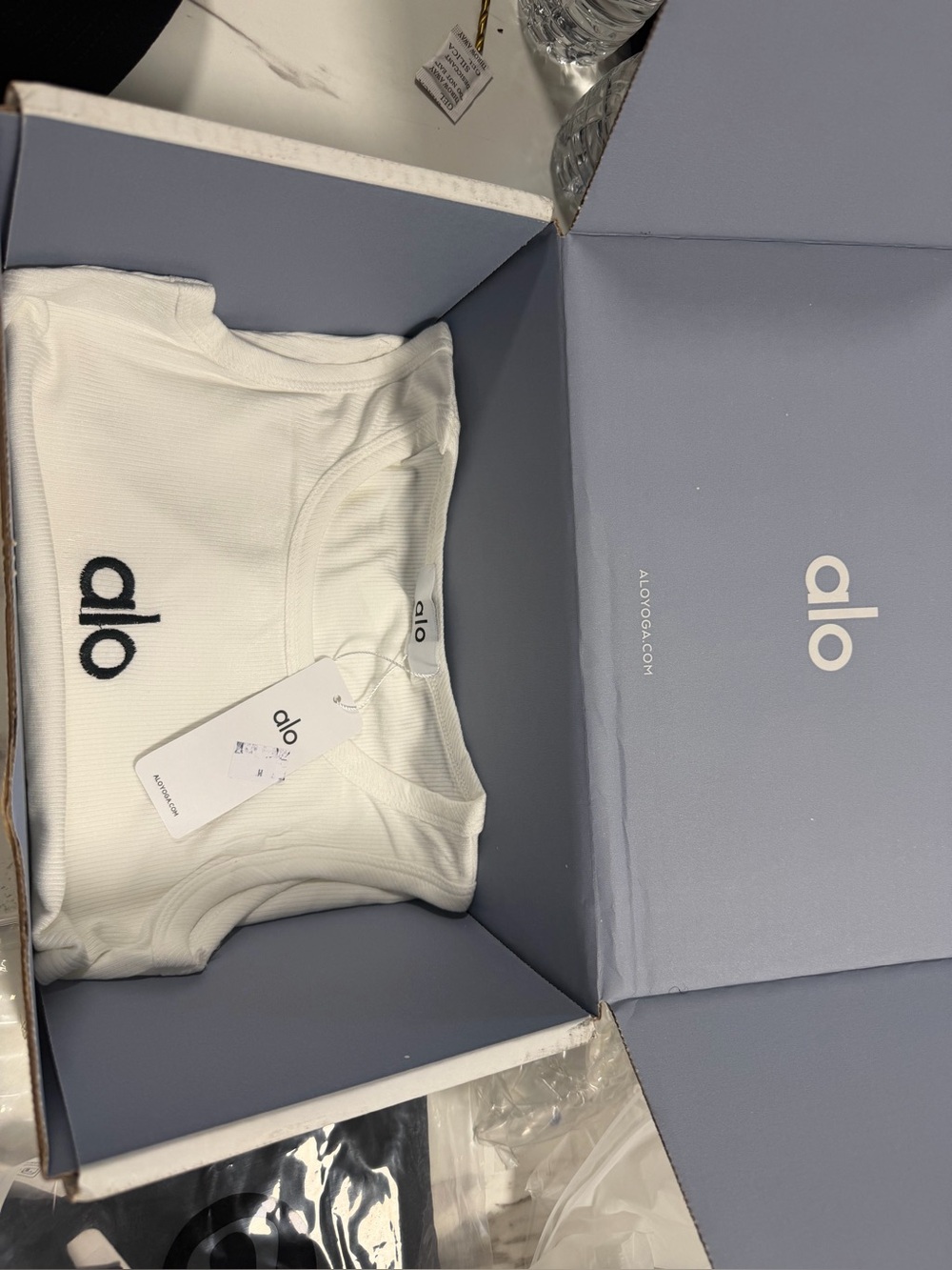 ALO Yoga White Ribbed Tank Top with Black Logo - Picture 1 of 3